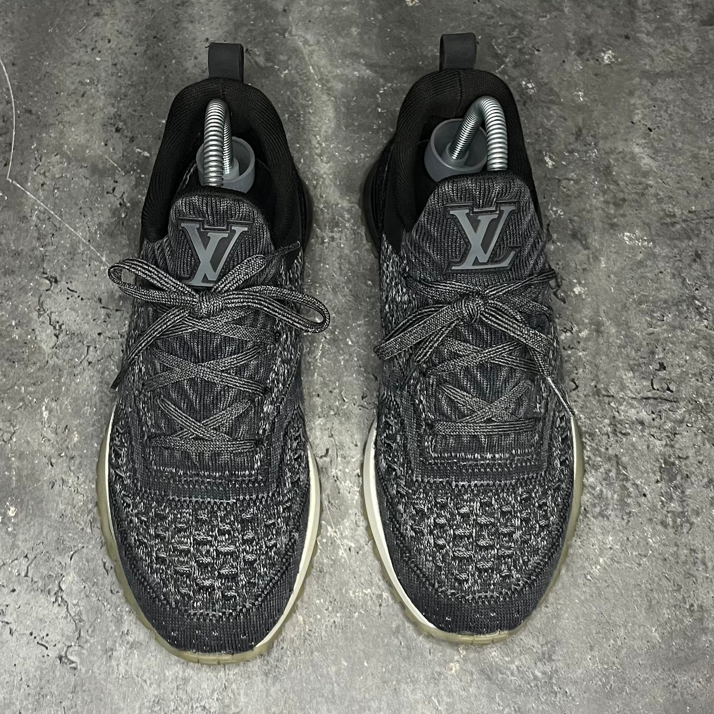 Louis Vuitton VNR - Uk 6 (Fit 6.5/7)