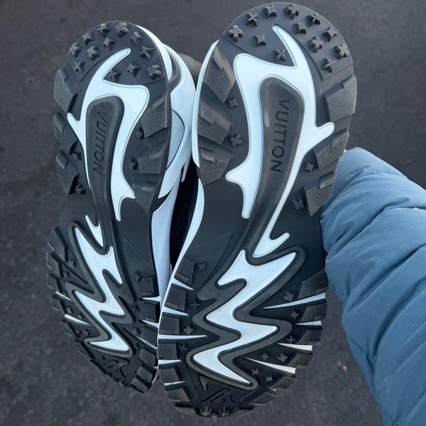 Louis Vuitton Tactic Black / White Trainer - Uk 8 (Fit 9)