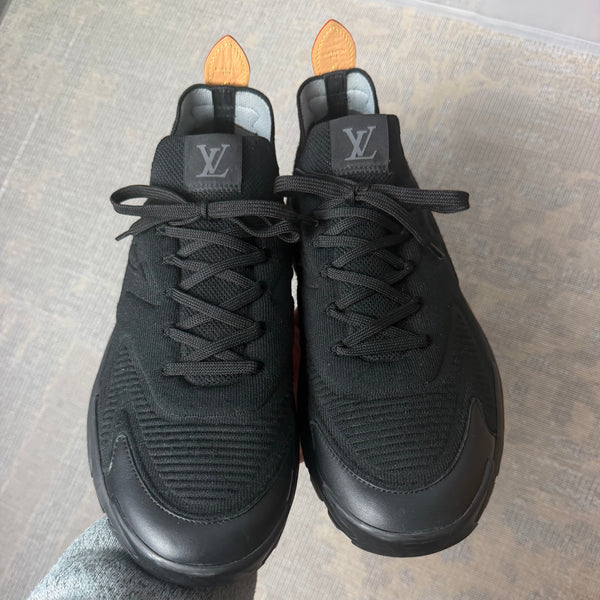 Louis Vuitton Tactic Black Trainer - Uk 9 (Fit 10) - view 4