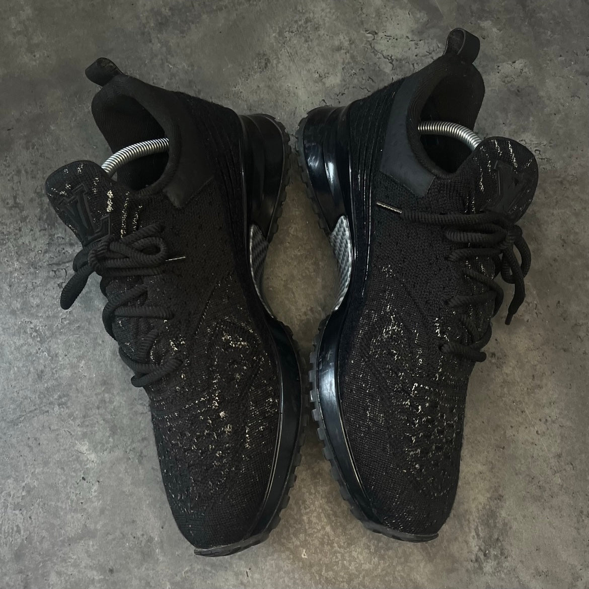 Louis Vuitton VNR - Uk 8 (Fit 9)