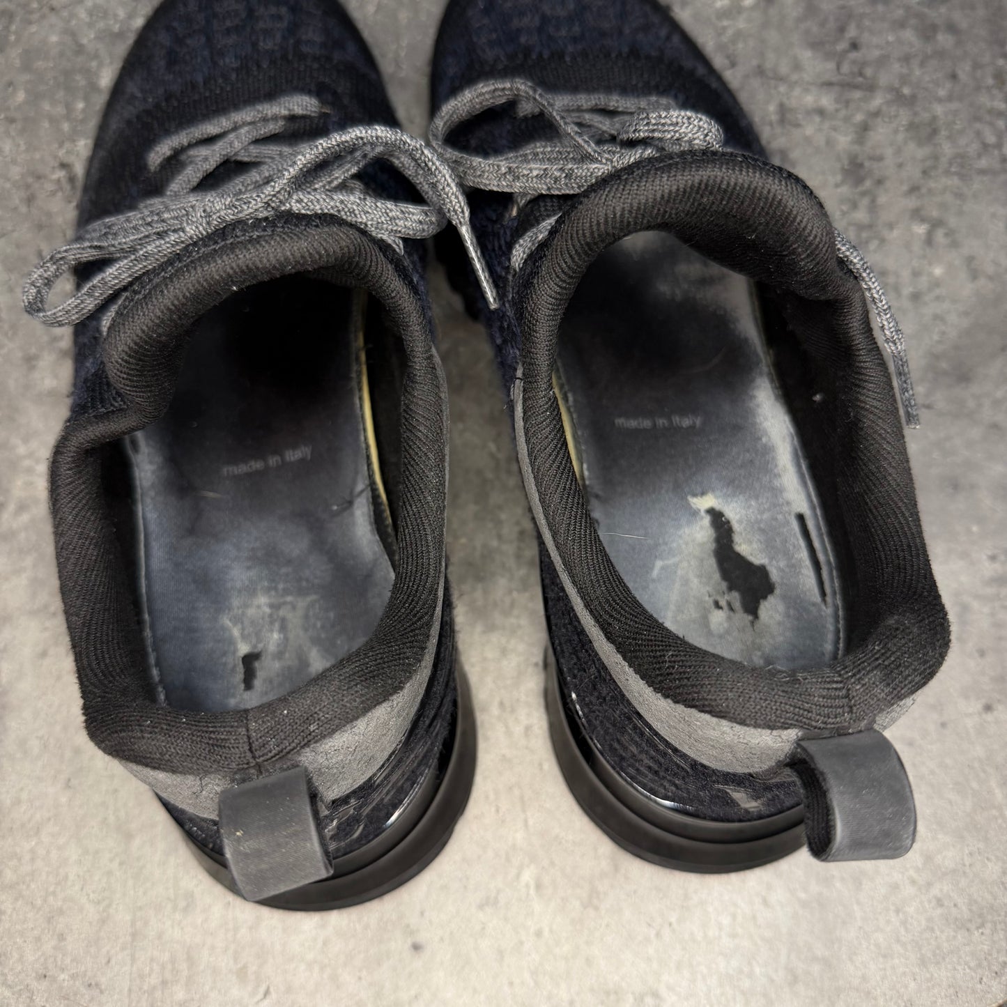 Louis Vuitton VNR - Uk 7.5 (Fit 8/8.5)