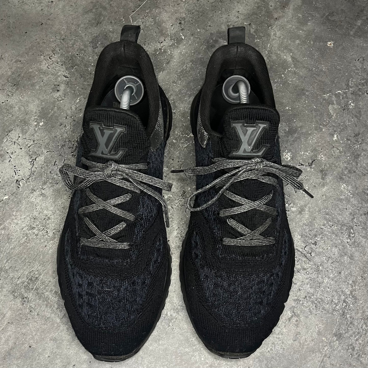 Louis Vuitton VNR - Uk 9 (Fit 9.5/10)