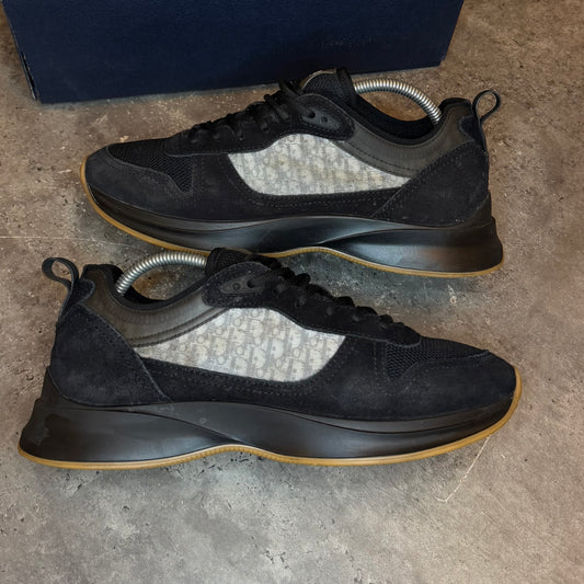 Dior B25 - Uk 8 (Fit 8.5/9)
