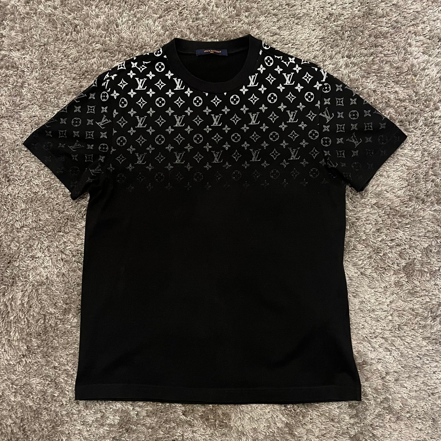 Louis Vuitton Gradient Tee - Medium (Fits S/M)