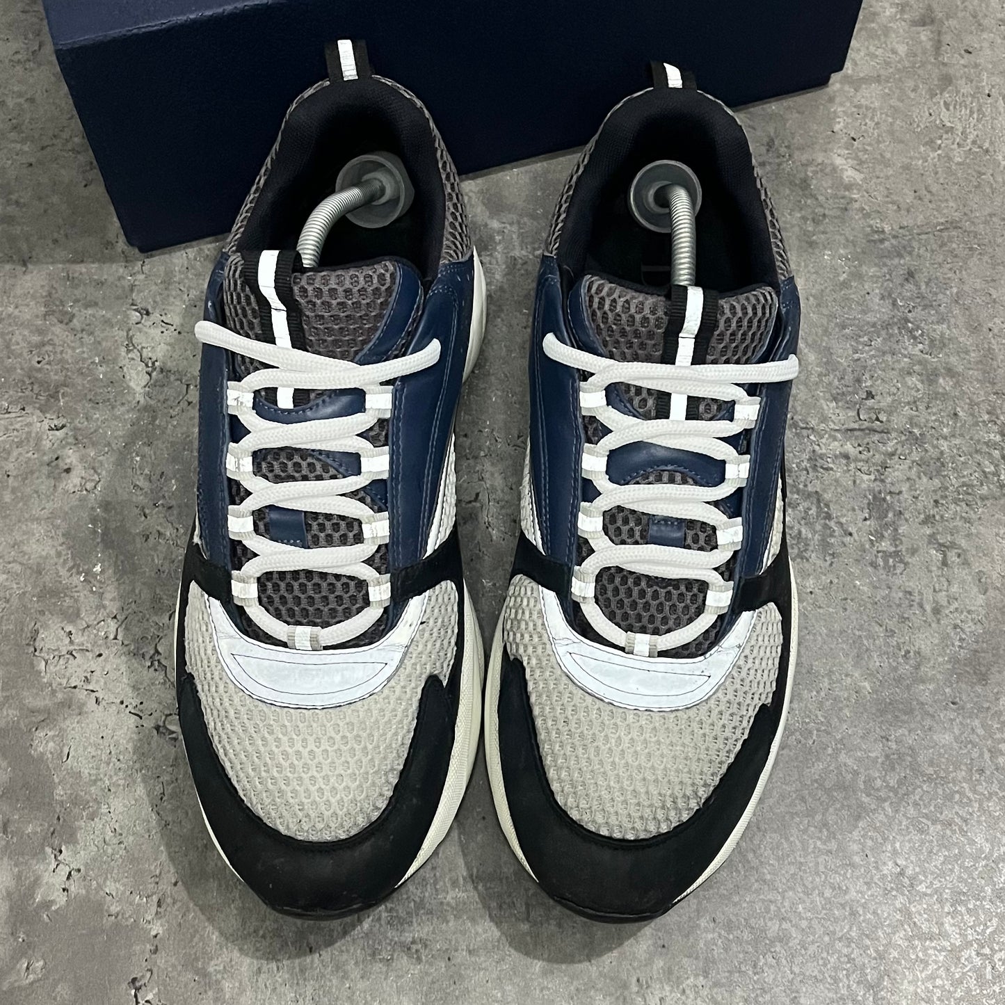 Dior B22 - Uk 12 (46)