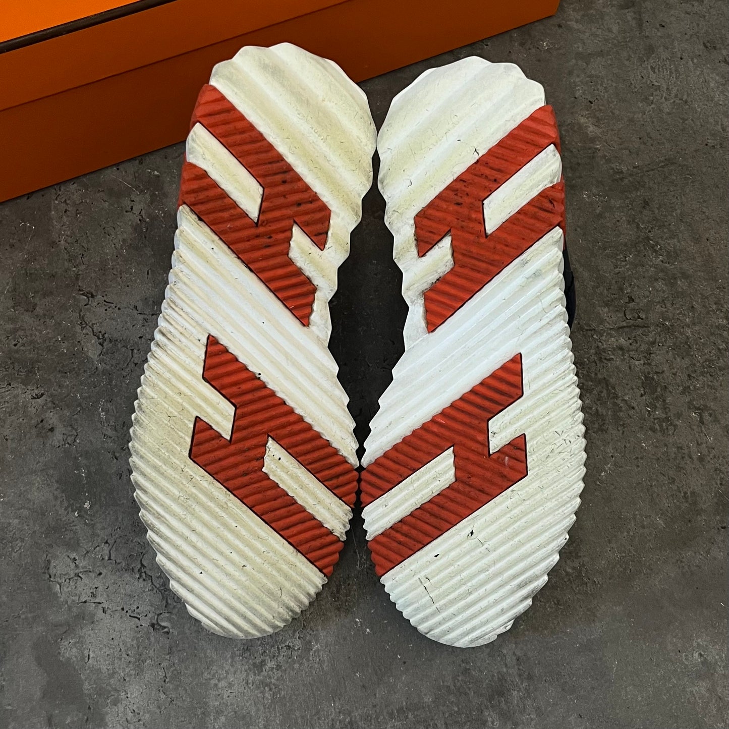 Hermes Bouncing Sneaker - Uk 6 (Fit 6.5/7)