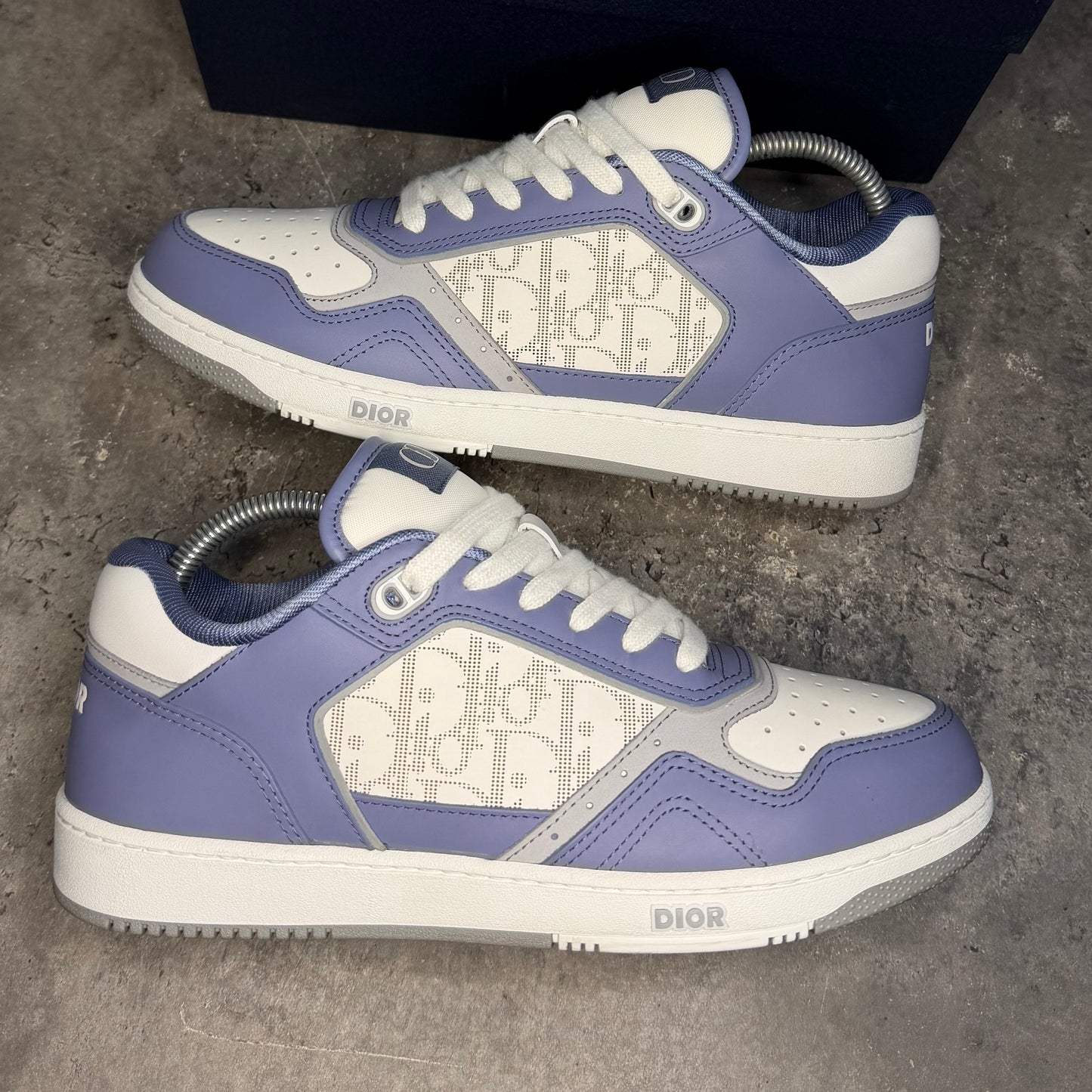 Dior B27 - Uk 6.5 (Fit 7/7.5)