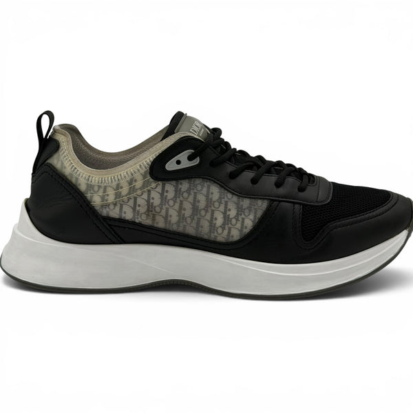 Dior B25 Black/White - UK 10 (EU 44)